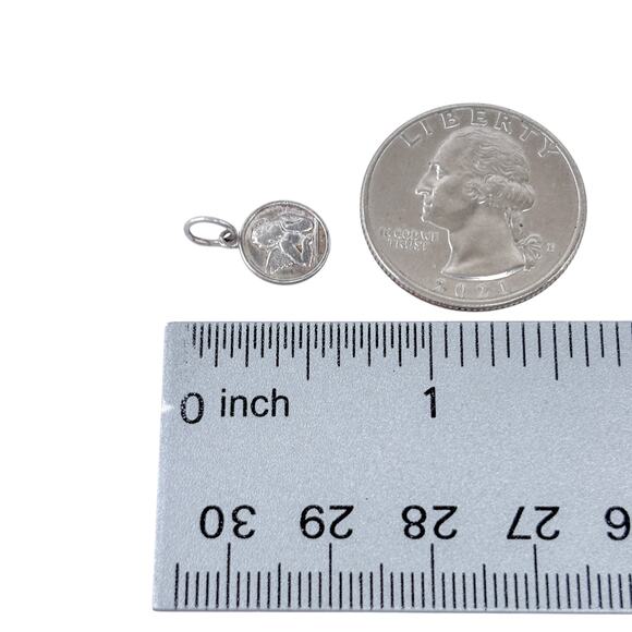 Estate Sterling Silver 925 Round Thinking Cherub Charm - Picture 6 of 7